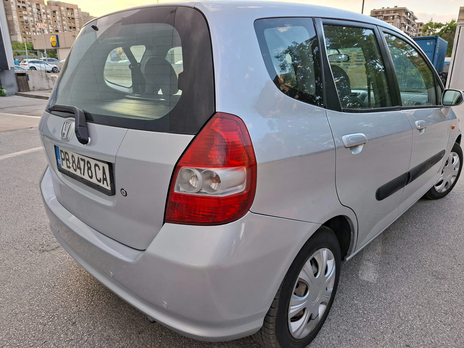 Honda Jazz 1.2 клима, снимка 9 - Автомобили и джипове - 55667313