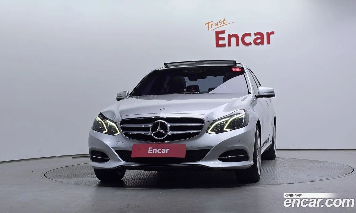 Mercedes-Benz E 350 E350 4MATIC Avantgarde, снимка 3 - Автомобили и джипове - 55685030