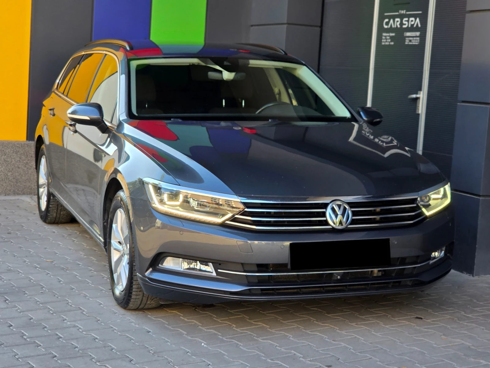 VW Passat 2.0TDI DSG 190к.с.* Адаптивни фарове* 360 Камера