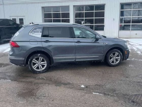 VW Tiguan * Highline * CARFAX * ДИГИТАЛНО ТАБЛО* ПОДГРЕВ* , снимка 3