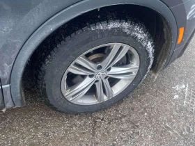 VW Tiguan * Highline * CARFAX * ДИГИТАЛНО ТАБЛО* ПОДГРЕВ* , снимка 7