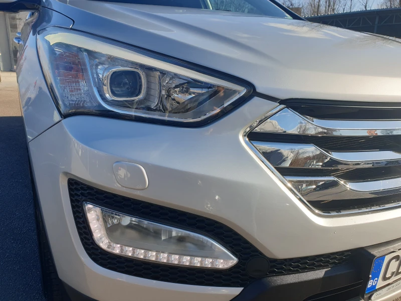 Hyundai Santa fe 2.2CRDi* 4X4* 7MECTA* АВТОМАТИК* LED* EURO5B* , снимка 14 - Автомобили и джипове - 48598064