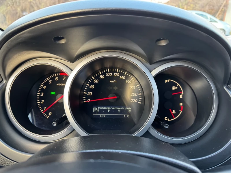 Suzuki Grand vitara 3.2Бензин/V6/4x4/Автоматик/Кожен Салон/Нави/K-Go/, снимка 16 - Автомобили и джипове - 52643056