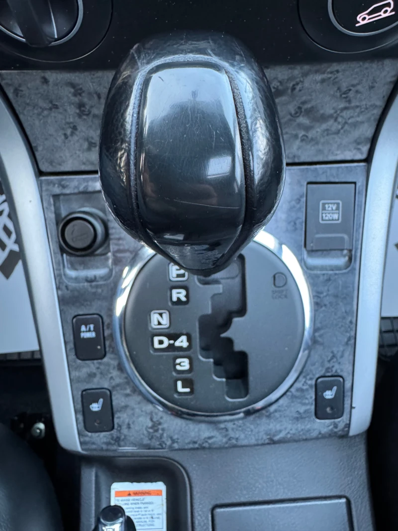 Suzuki Grand vitara 3.2Бензин/V6/4x4/Автоматик/Кожен Салон/Нави/K-Go/, снимка 14 - Автомобили и джипове - 52643056