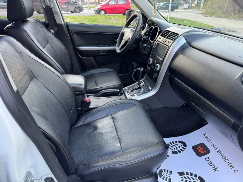 Suzuki Grand vitara 3.2Бензин/V6/4x4/Автоматик/Кожен Салон/Нави/K-Go/, снимка 11 - Автомобили и джипове - 52643056