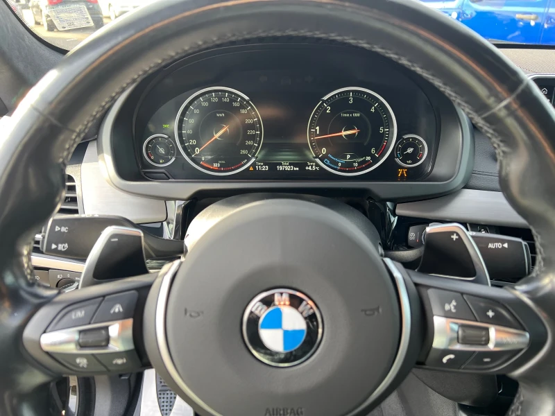 BMW X6 40d* M-Packet* HUD* Keyless* , снимка 10 - Автомобили и джипове - 52724463