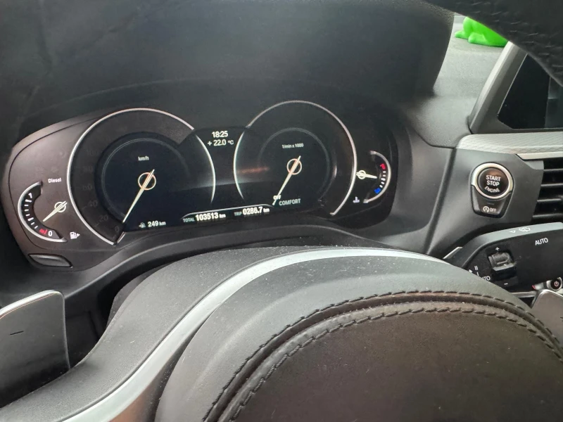 BMW X4 2.0d 100 000km M техник HeadUp Сервизна историяBMW, снимка 9 - Автомобили и джипове - 52807599