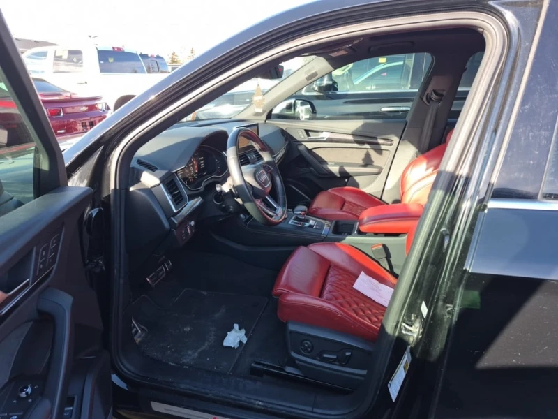 Audi SQ5 * TECHNIK * CARFAX * БЕЗ ПЪРВОНАЧАЛНА ВНОСКА, снимка 5 - Автомобили и джипове - 53001065