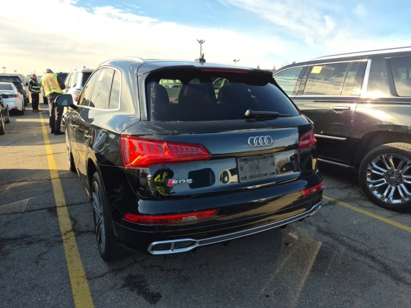 Audi SQ5 * TECHNIK * CARFAX * БЕЗ ПЪРВОНАЧАЛНА ВНОСКА, снимка 4 - Автомобили и джипове - 53001065