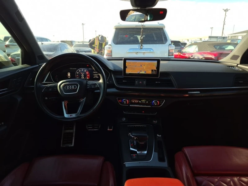Audi SQ5 * TECHNIK * CARFAX * БЕЗ ПЪРВОНАЧАЛНА ВНОСКА, снимка 11 - Автомобили и джипове - 53001065