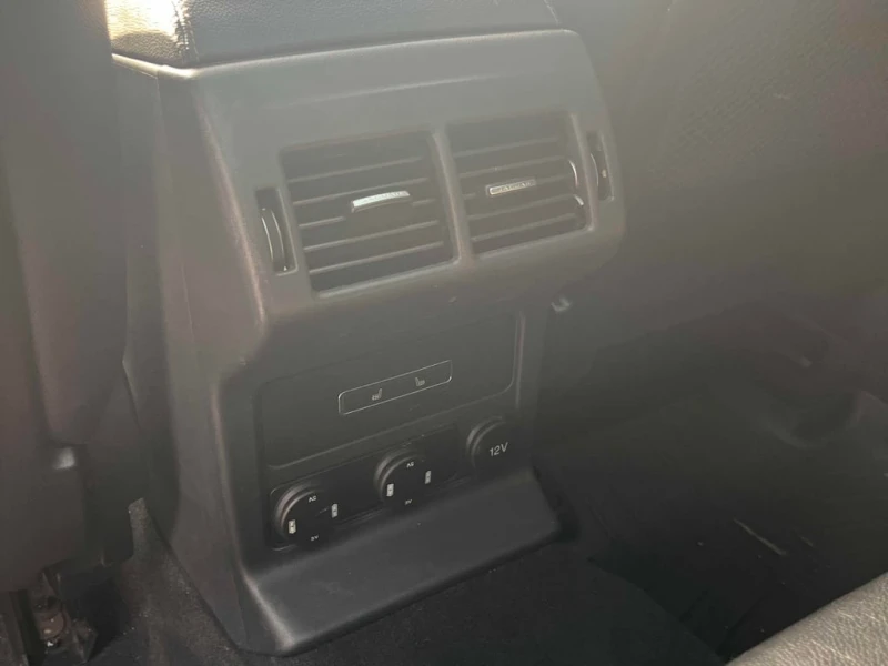 Jaguar F-PACE * Prestige * CARFAX * ЦЕНА ДО БГ, снимка 11 - Автомобили и джипове - 53382765