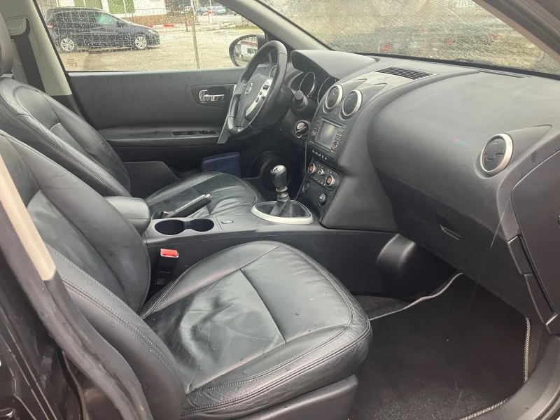 Nissan Qashqai 1.5DCI-Кожа-Панорама-нави, снимка 11 - Автомобили и джипове - 53565332
