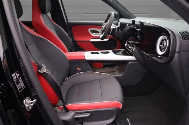 Mercedes-Benz GLB 250 + New Model = AMG Line= Advanced Plus Гаранция, снимка 11 - Автомобили и джипове - 54728717