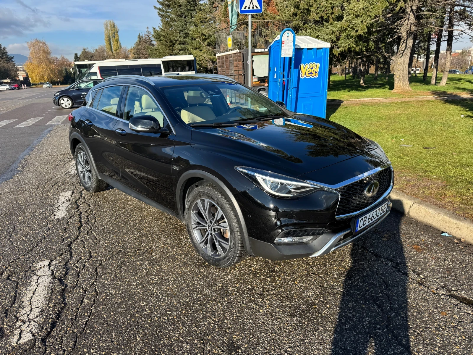 Infiniti QX30 Premium 2.2d AWD, снимка 1