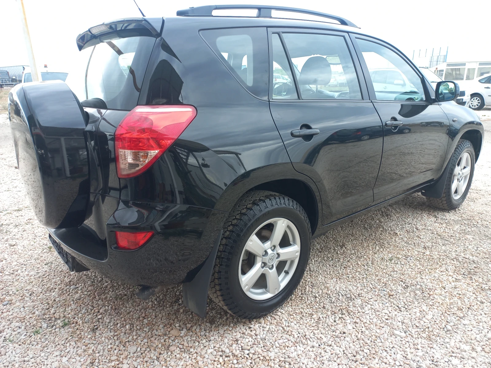 Toyota Rav4 2, 0 i - изображение 6