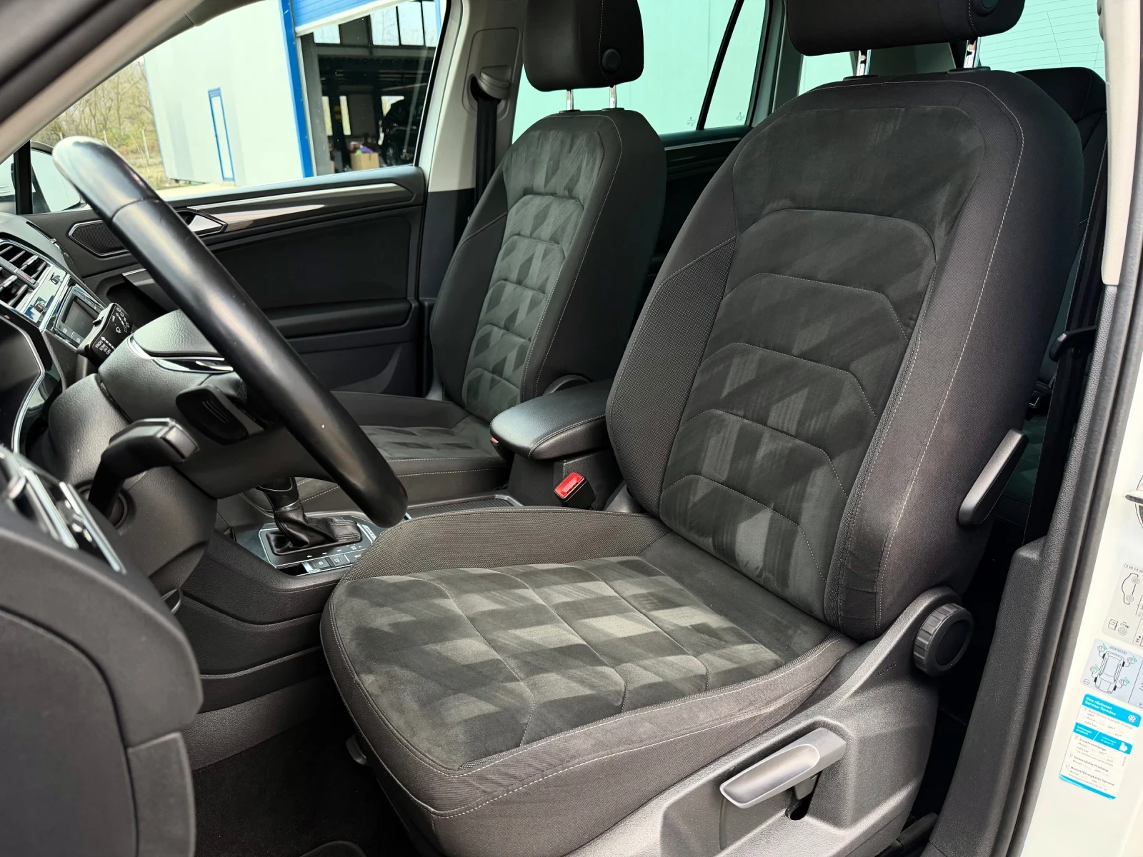 VW Tiguan 2.0TDI 190 4Motion/ Highline/ Full/  | Mobile.bg   12