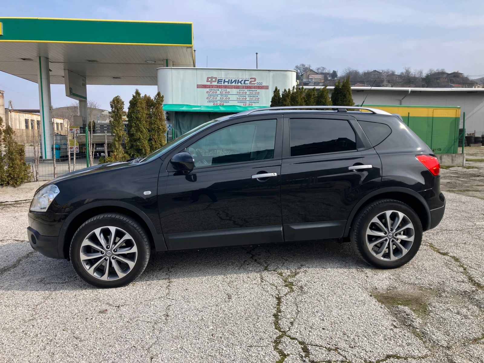 Nissan Qashqai 1.5DCI-Кожа-Панорама-нави, снимка 8 - Автомобили и джипове - 53565332