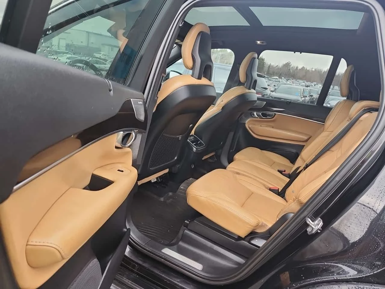 Volvo Xc90 * T6 Inscription * PANO* KEYLESS* ПОДГРЕВ* , снимка 3 - Автомобили и джипове - 54217666