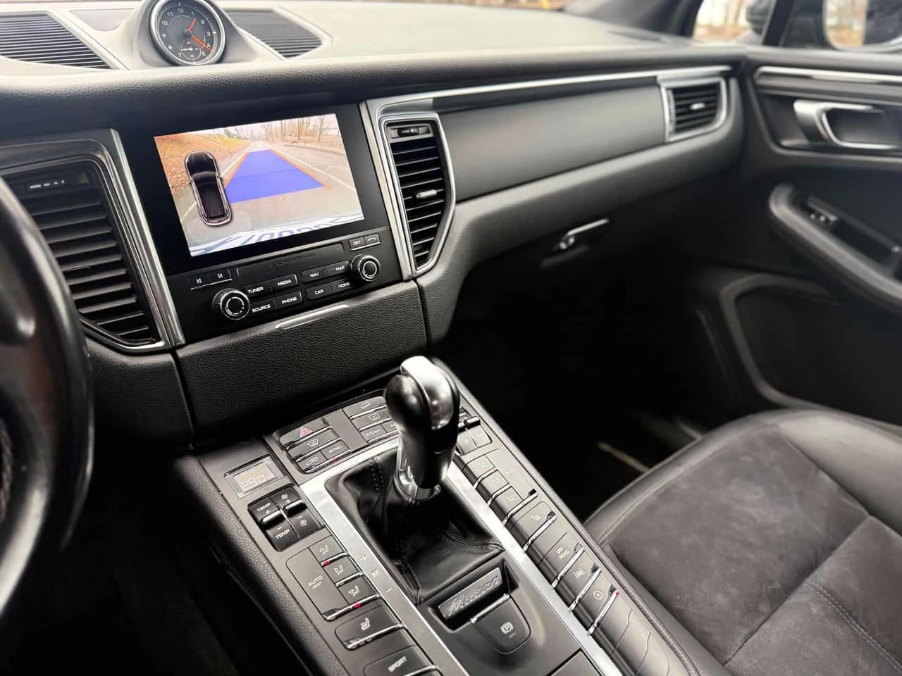 Porsche Macan * AWD * ПАНОРАМА * 360 * ПОДГРЕВ , снимка 9 - Автомобили и джипове - 54323974