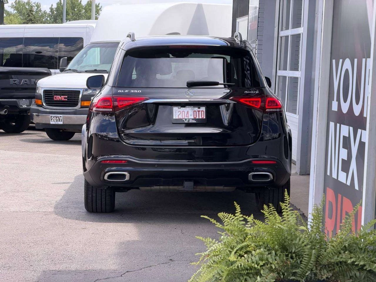 Mercedes-Benz GLE ПАНО / ЛИЗИНГ / ЦЕНА до БГ, снимка 4 - Автомобили и джипове - 55336569