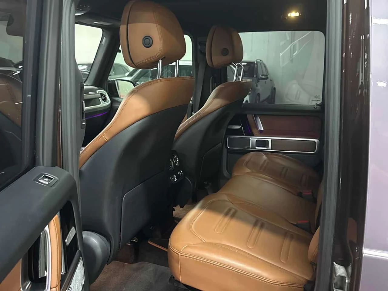 Mercedes-Benz G 500 * CARFAX * 2 ЧИФТА ГУМИ * ДИСТРОНИК * АВТОКРЕДИТ, снимка 10 - Автомобили и джипове - 55504944