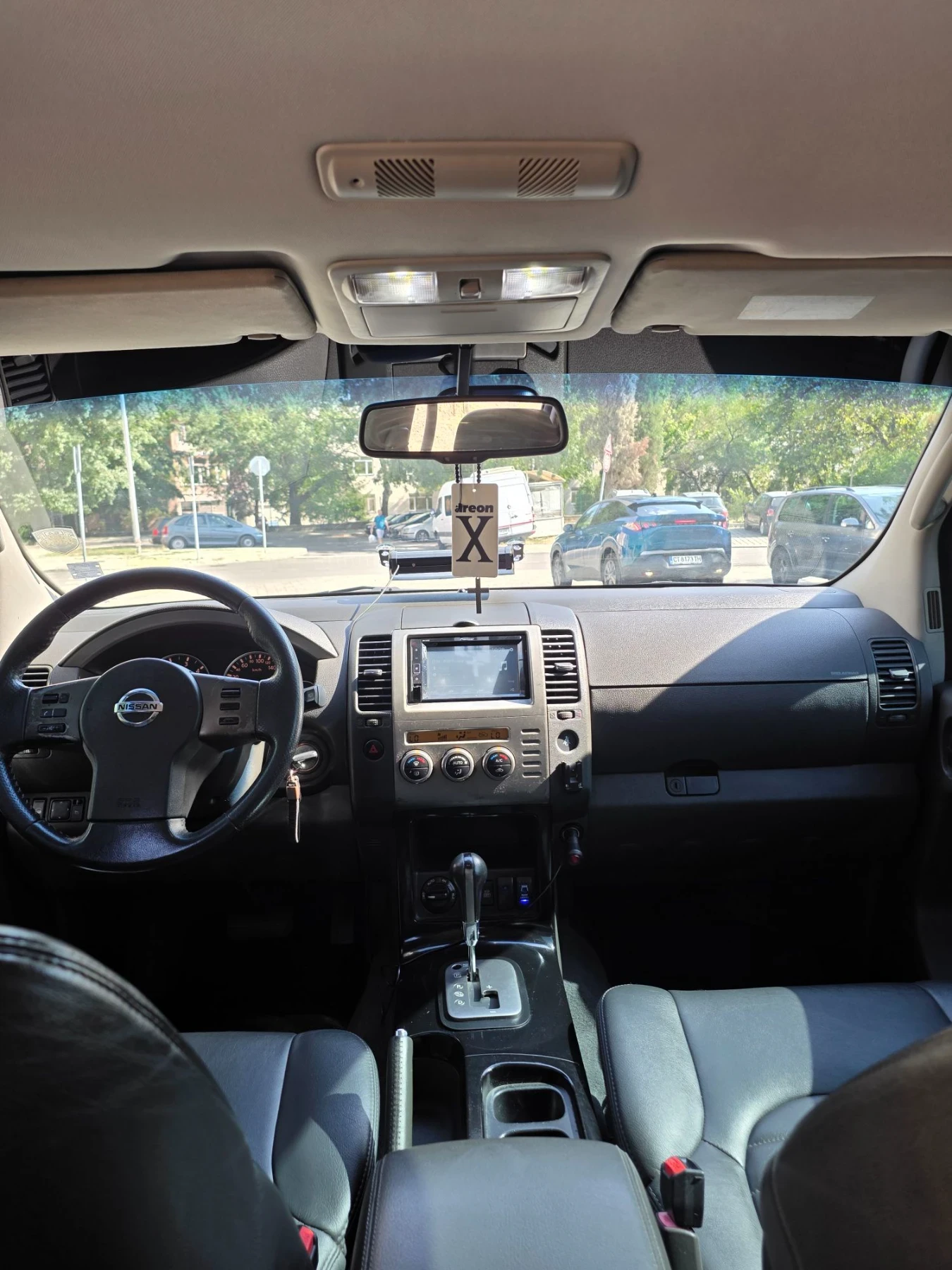 Nissan Pathfinder 2.5 DTi 171 к.с. 4WD, снимка 8 - Автомобили и джипове - 55644063