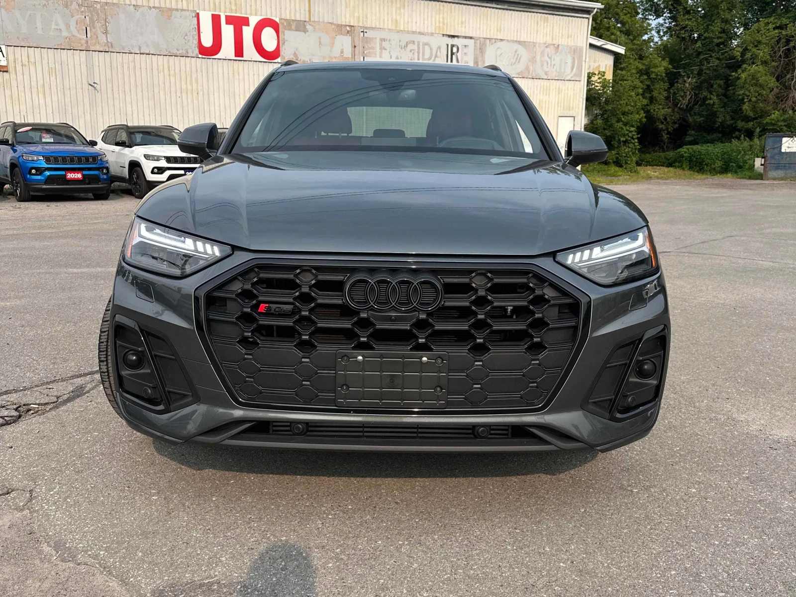 Audi SQ5 * Technik * DIS * 360 * DIGITAL * B&O, снимка 6 - Автомобили и джипове - 55837776