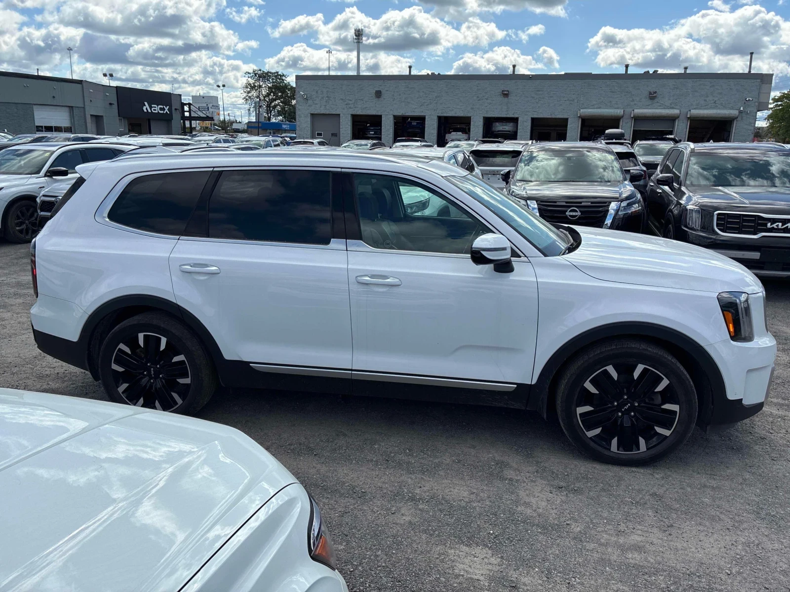 Kia Telluride SX* 4x4* 360* Pano* H&K* �����* �������* Keyless*  | Mobile.bg � ����������� 4