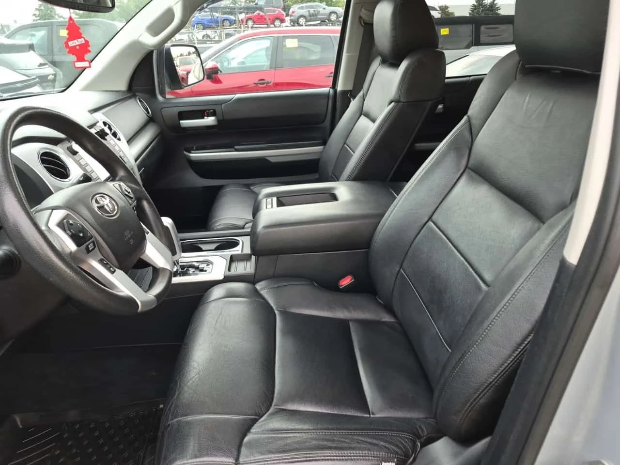 Toyota Tundra 5.7 V8 * CREWMAX SR5 * AWD * CARFAX *  | Mobile.bg � ����������� 3