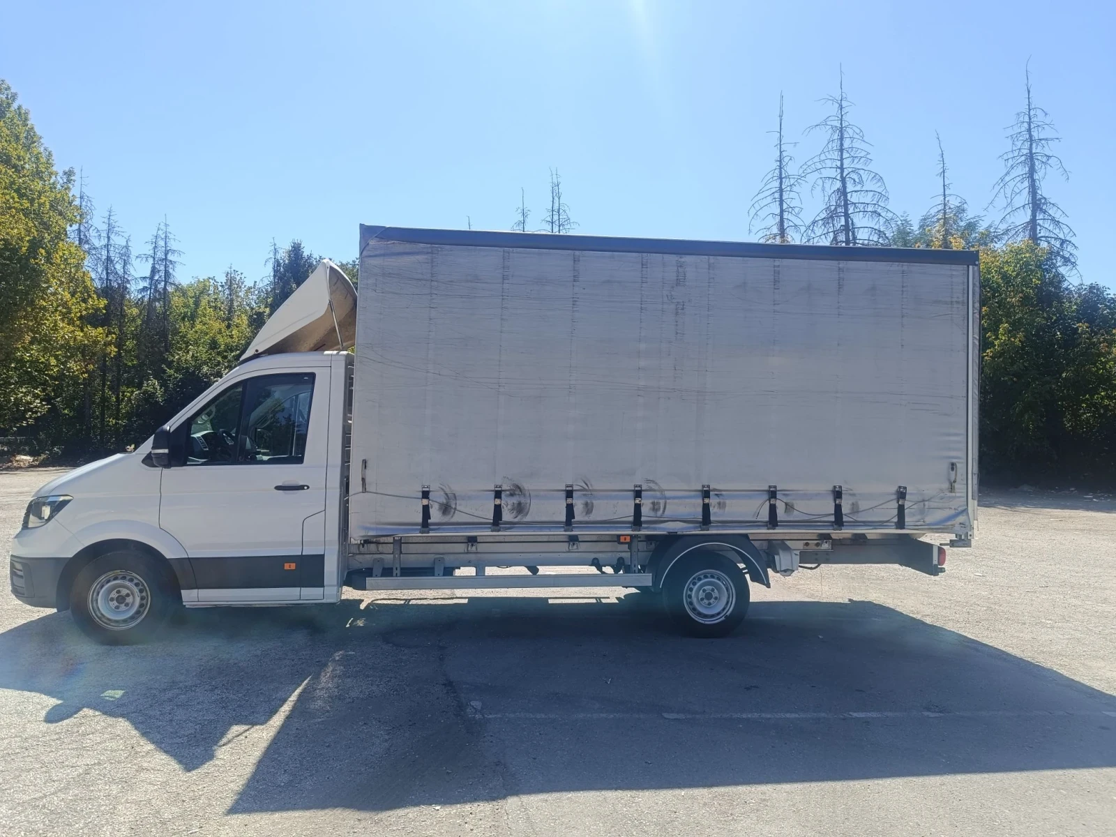 VW Crafter Фургон , снимка 3 - Бусове и автобуси - 55989130