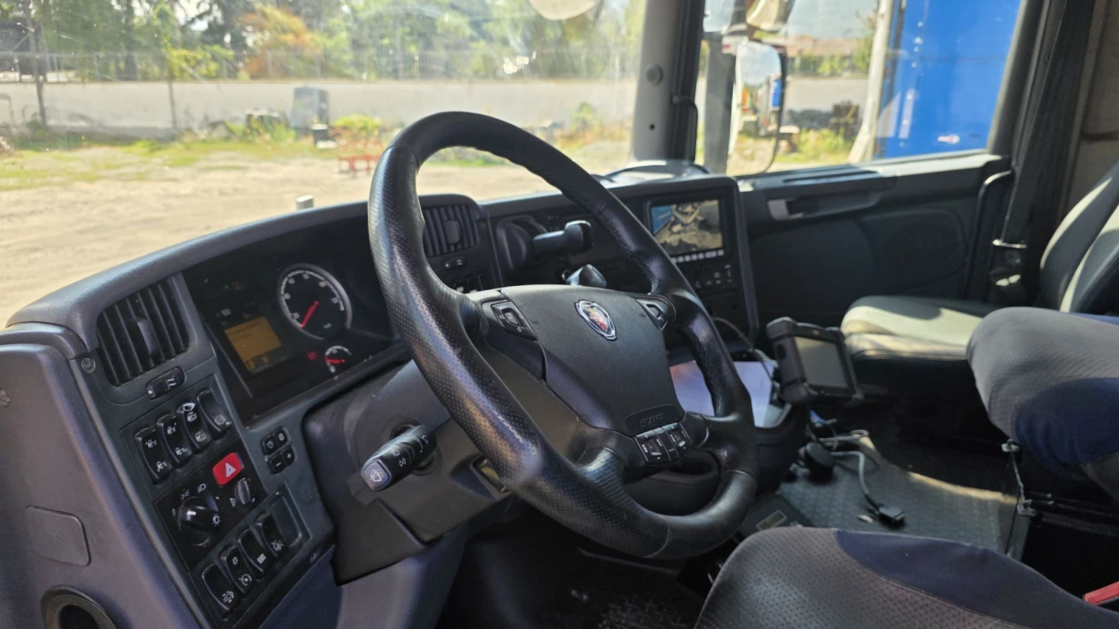 Scania R 410 EURO 6 Сметосъбирач - изображение 9