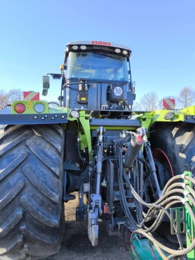 Трактор Claas XERION 4000, снимка 12