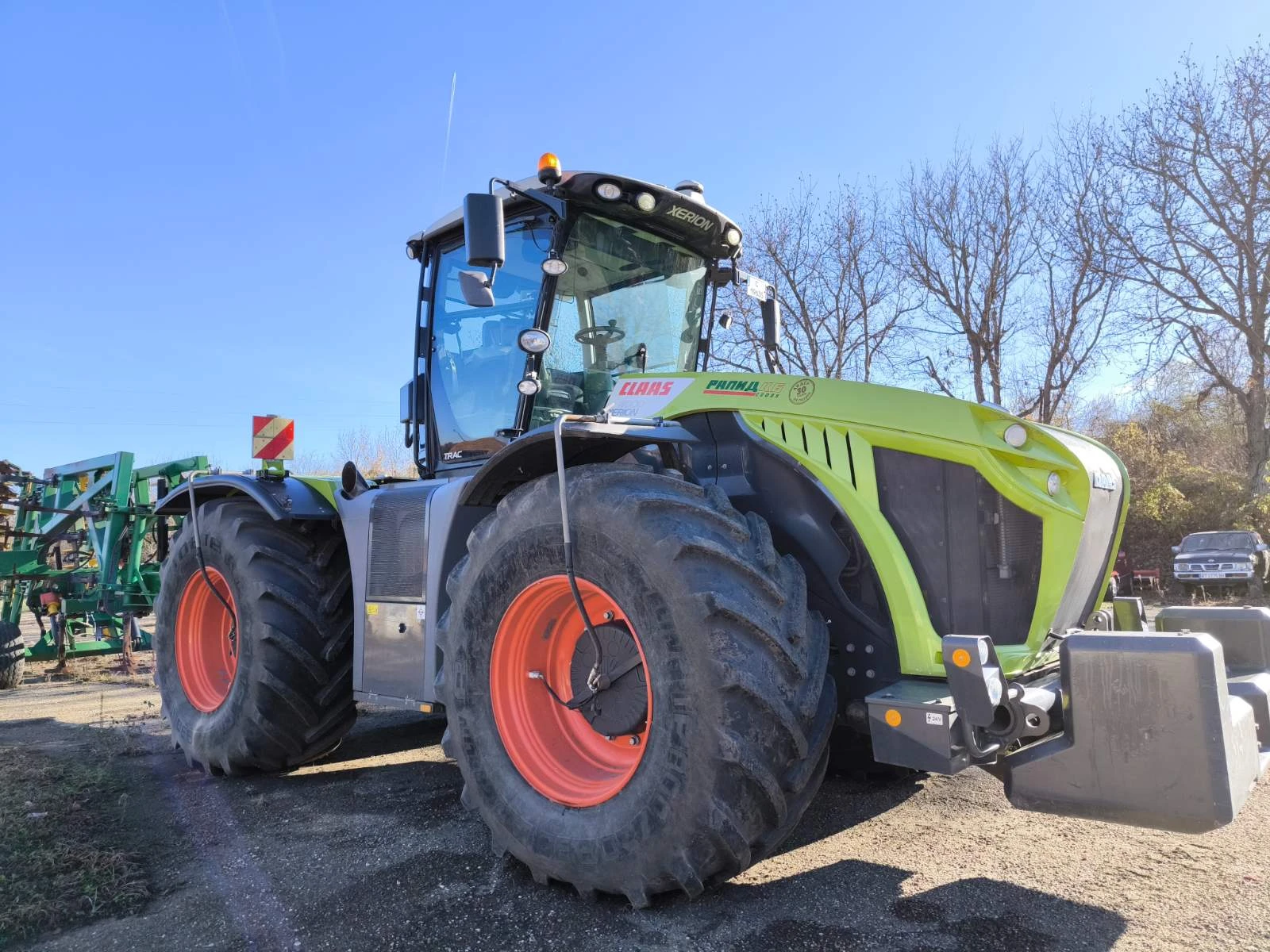 Трактор Claas XERION 4000 - изображение 2