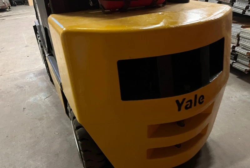 Мотокар Yale GDP30, снимка 4 - Индустриална техника - 53243916