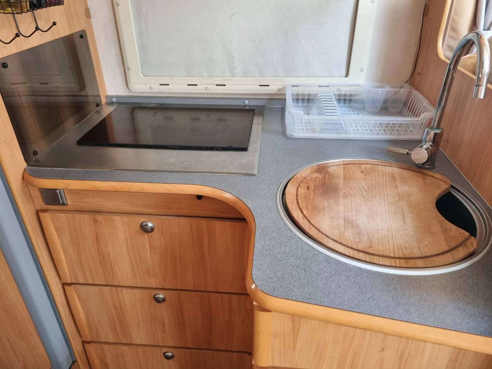  Adria | Mobile.bg   13