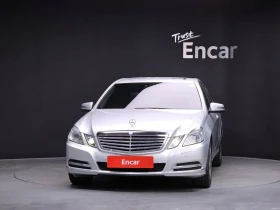Mercedes-Benz E 300 Elegance, снимка 3
