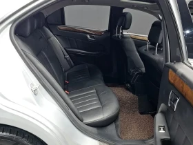 Mercedes-Benz E 300 Elegance, снимка 12