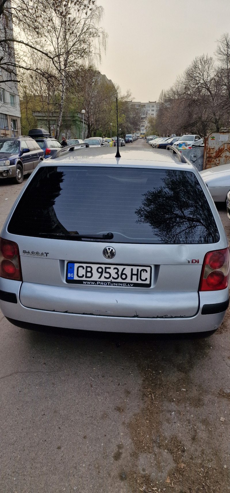 VW Passat, снимка 11 - Автомобили и джипове - 45039435