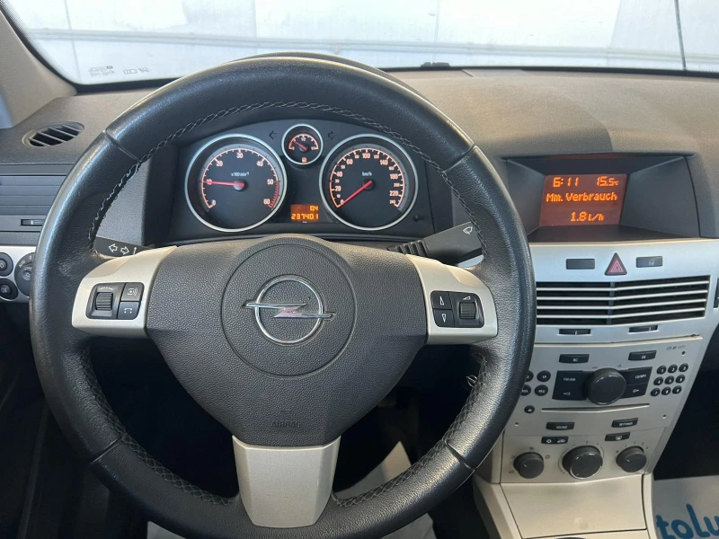 Opel Astra 1, 7CDTI , снимка 8 - Автомобили и джипове - 47688653