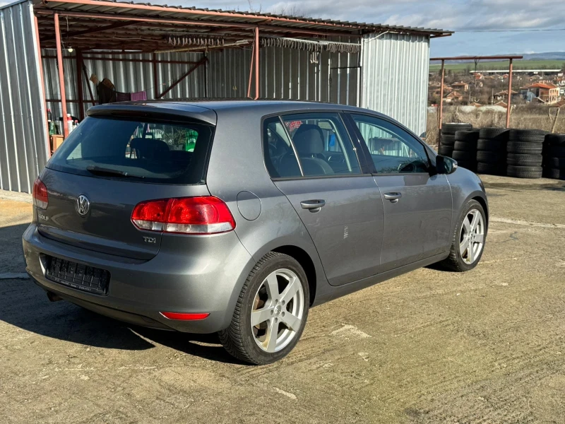 VW Golf 1.6TDI, снимка 3 - Автомобили и джипове - 48305059