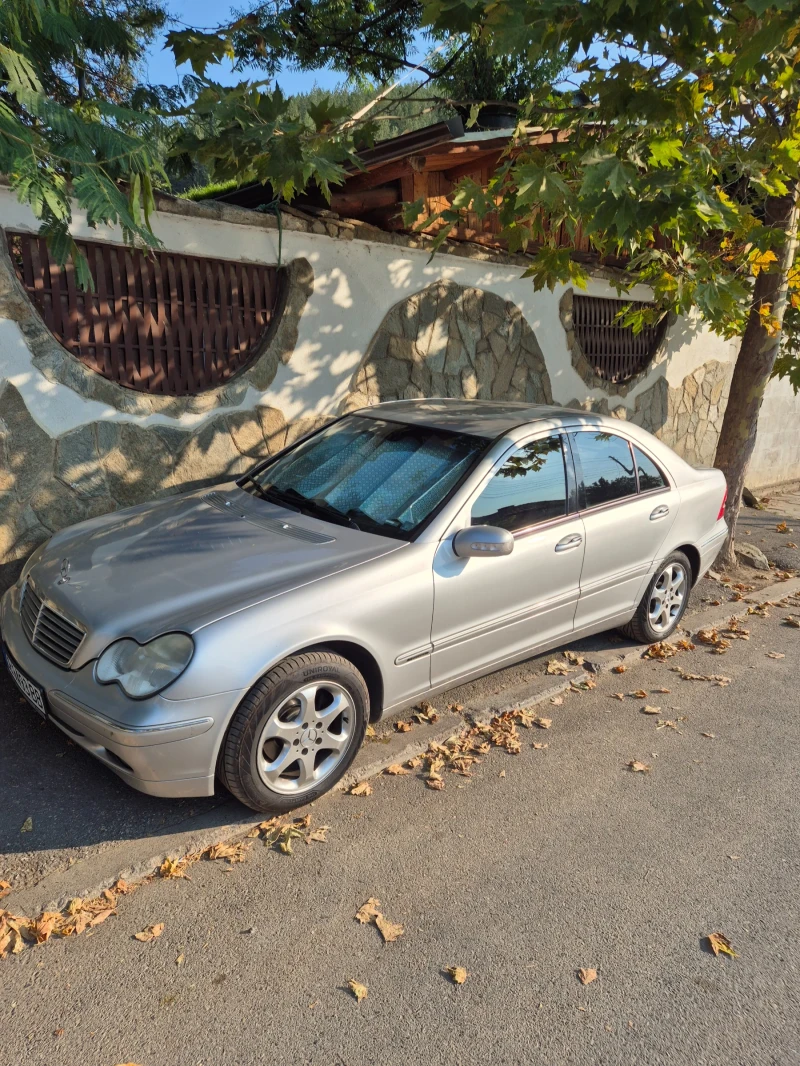 Mercedes-Benz C 200 Kompressor Бензин-Газ, снимка 2 - Автомобили и джипове - 48309152