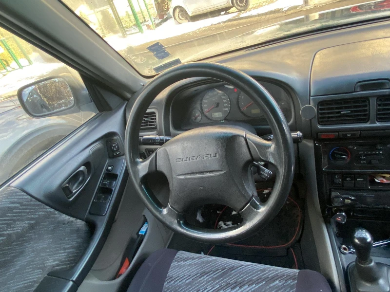 Subaru Forester, снимка 15 - Автомобили и джипове - 48548889