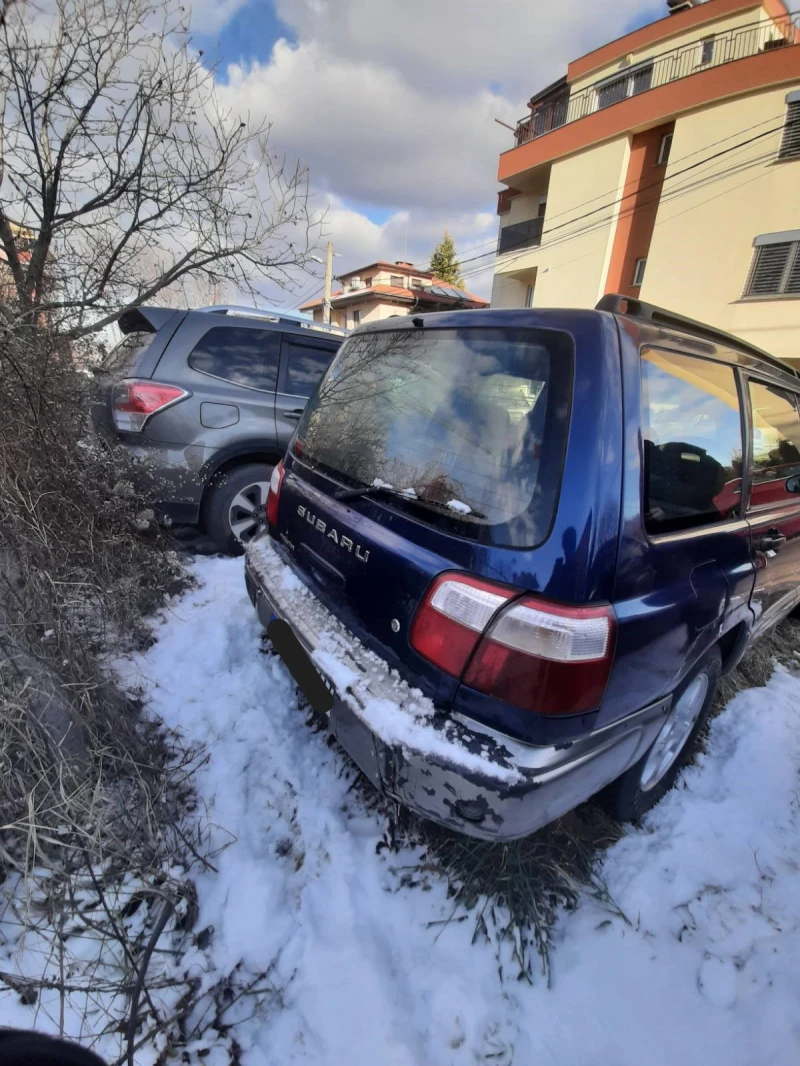 Subaru Forester, снимка 10 - Автомобили и джипове - 48548889