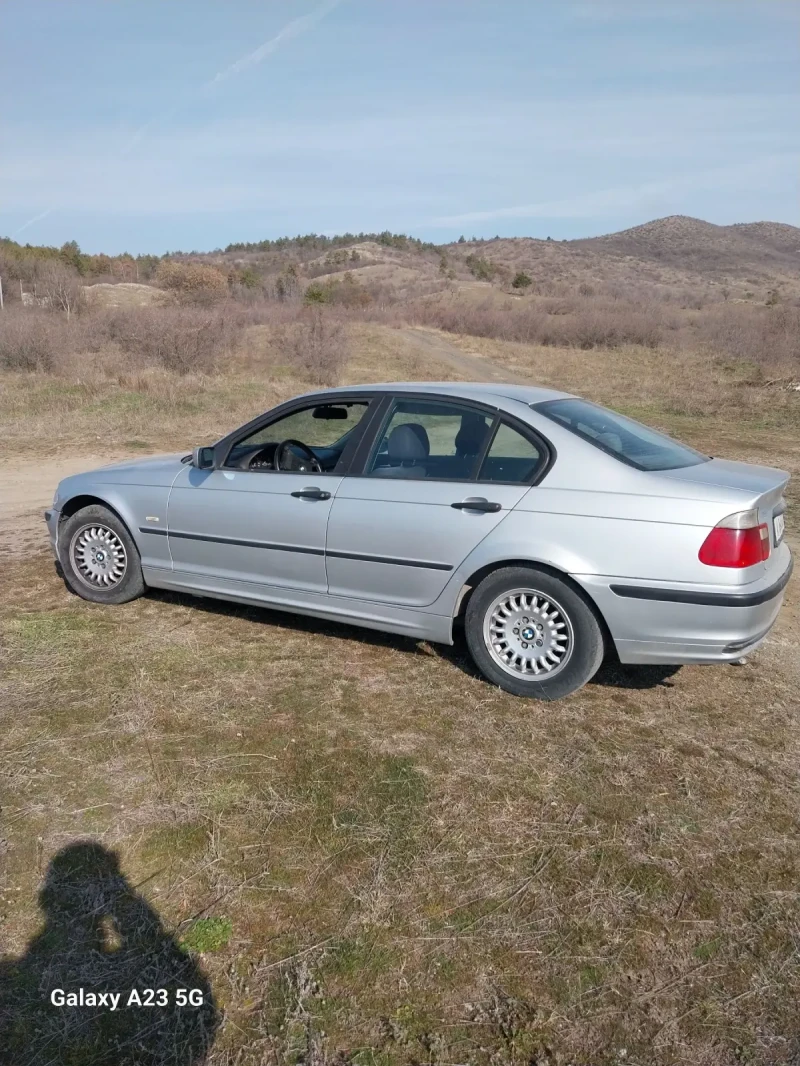 BMW 320, снимка 4 - Автомобили и джипове - 49136130