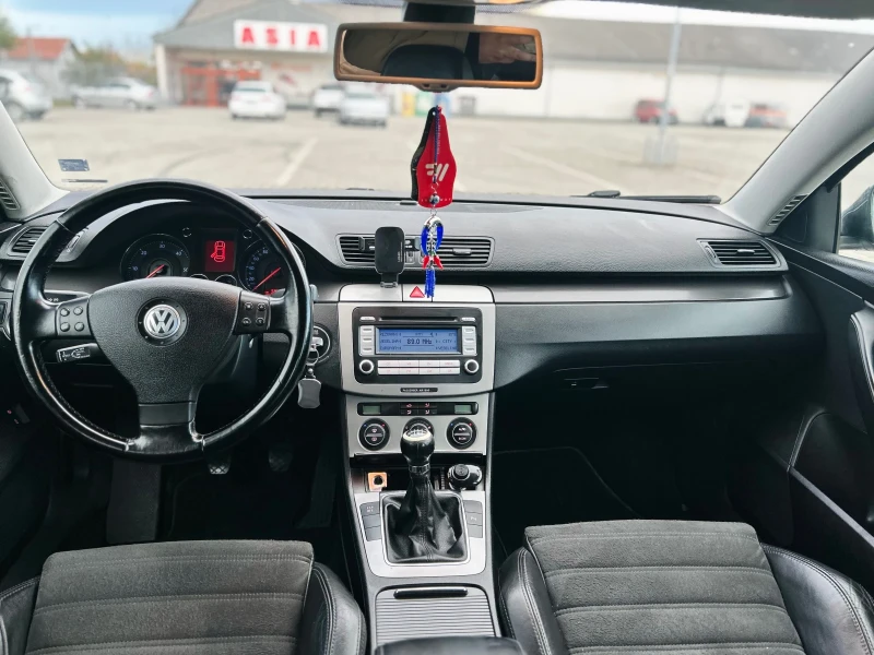VW Passat, снимка 5 - Автомобили и джипове - 52395484