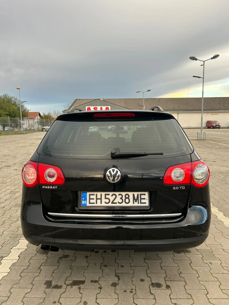 VW Passat, снимка 2 - Автомобили и джипове - 52395484