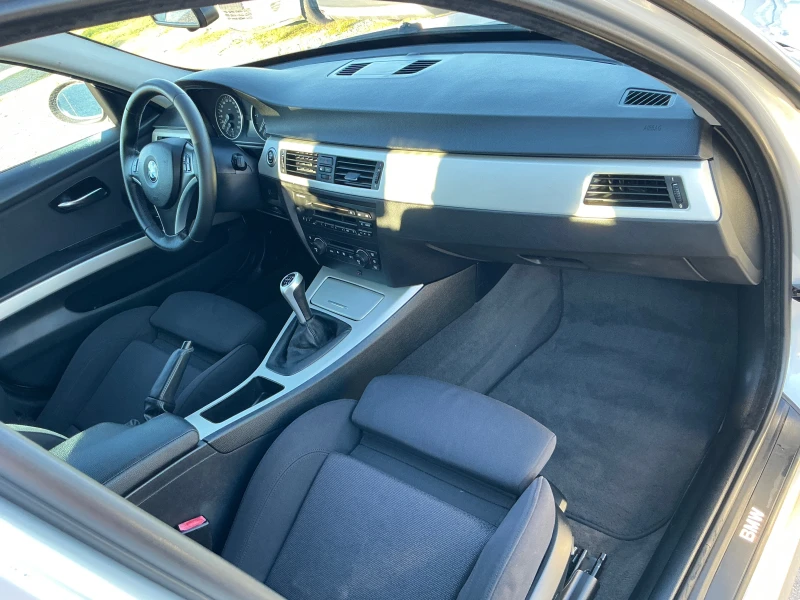 BMW 320 D, снимка 15 - Автомобили и джипове - 52408652