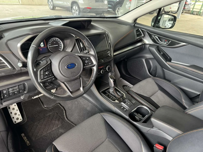 Subaru XV 2.0i* Style* Navi* AWD* Автомат, снимка 9 - Автомобили и джипове - 52442816