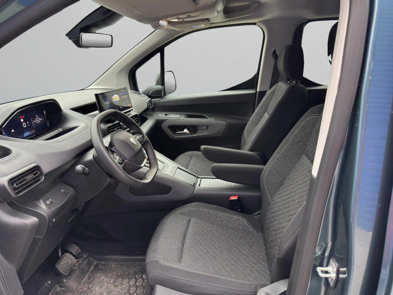 Peugeot Rifter MCA MPV Standard ALLURE 1.5 BlueHDI 130 EAT8, снимка 10 - Автомобили и джипове - 52453946