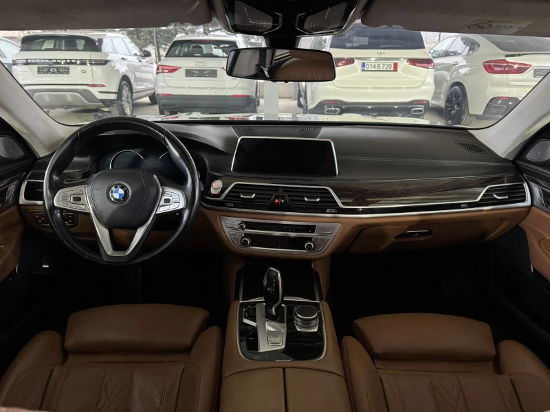 BMW 750 LI* 449* Xdrive* 3xTV* H/K* DISTR* Business class*, снимка 11 - Автомобили и джипове - 52884082